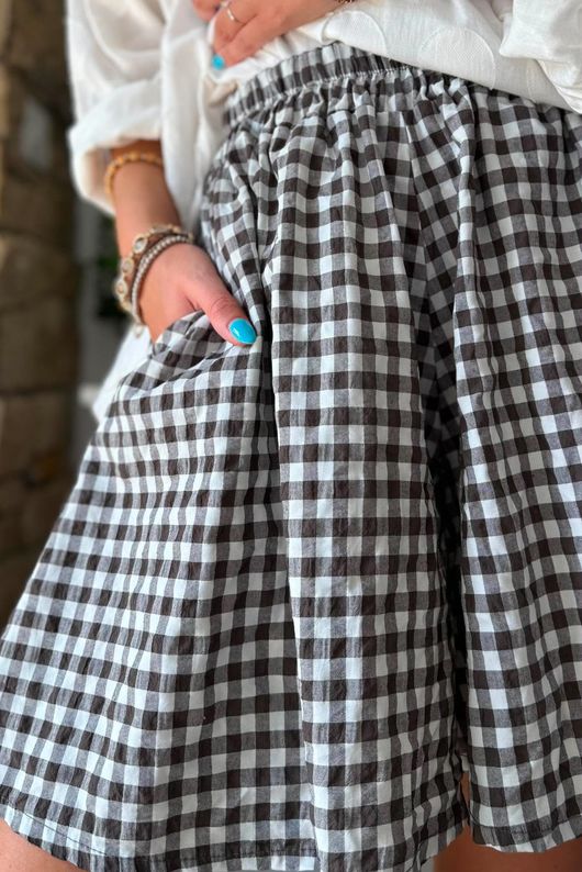 Nonni Gingham City Short Chocolate